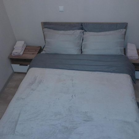 Gray Apartament 2 Priştine Dış mekan fotoğraf