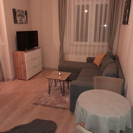 Gray Apartament 2 Priştine Dış mekan fotoğraf